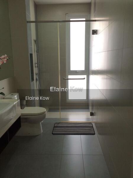 Bungalow at Kota Damansara - 3