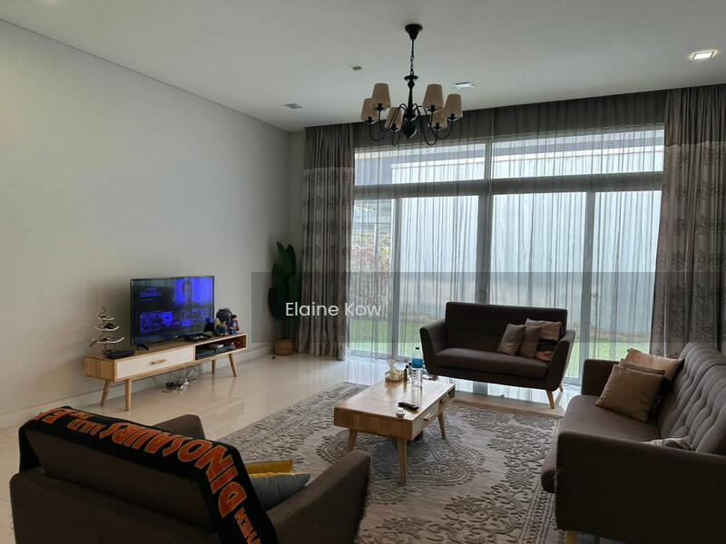 Bungalow at Kota Damansara - 1