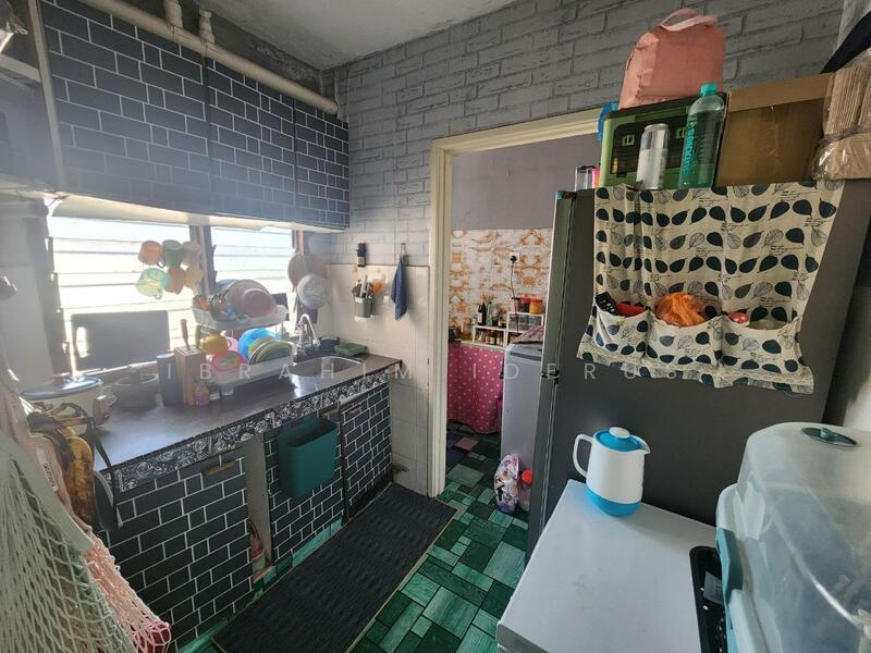 Pangsapuri Beringin - 5