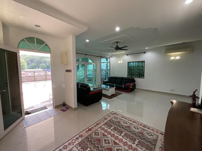 Taman Dahlia (Bandar Baru Salak Tinggi) - 4