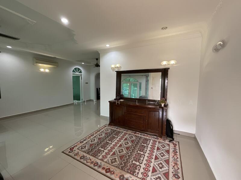 Taman Dahlia (Bandar Baru Salak Tinggi) - 5