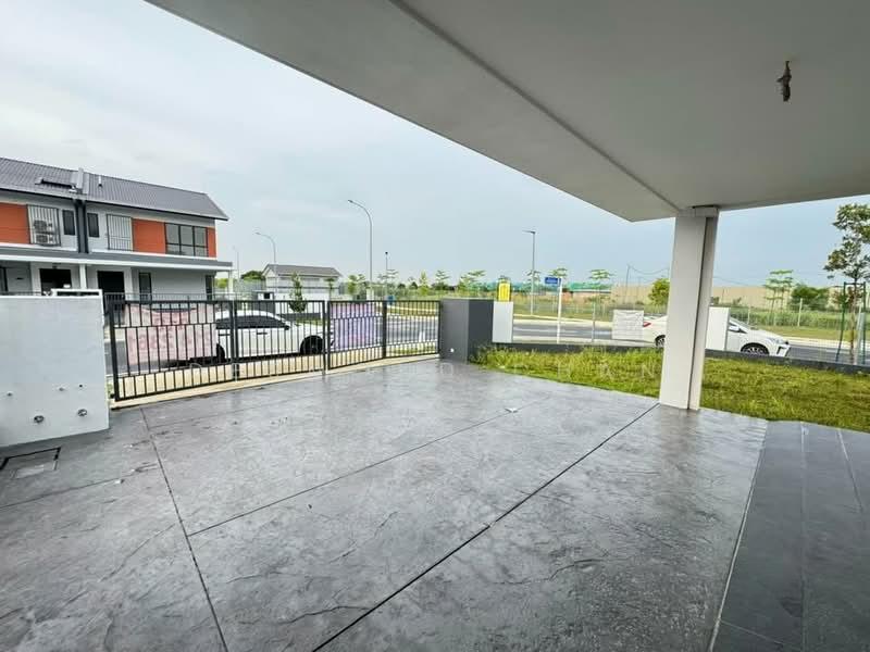 Bandar Bukit Raja : Casira 3 - 4