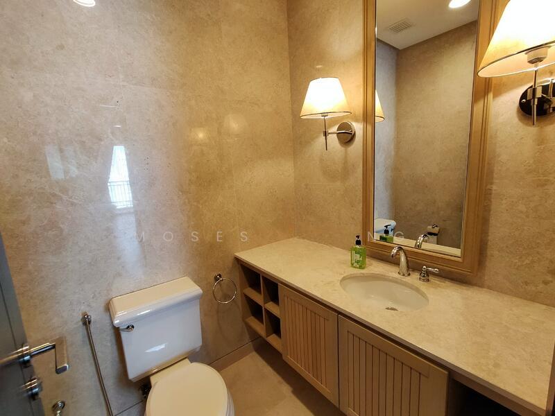 Quayside Condominium - 2