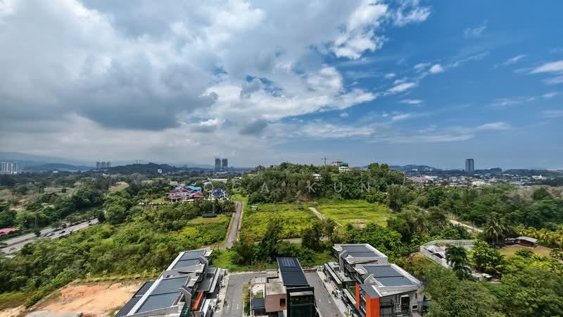 Jesselton Twin Towers - 4