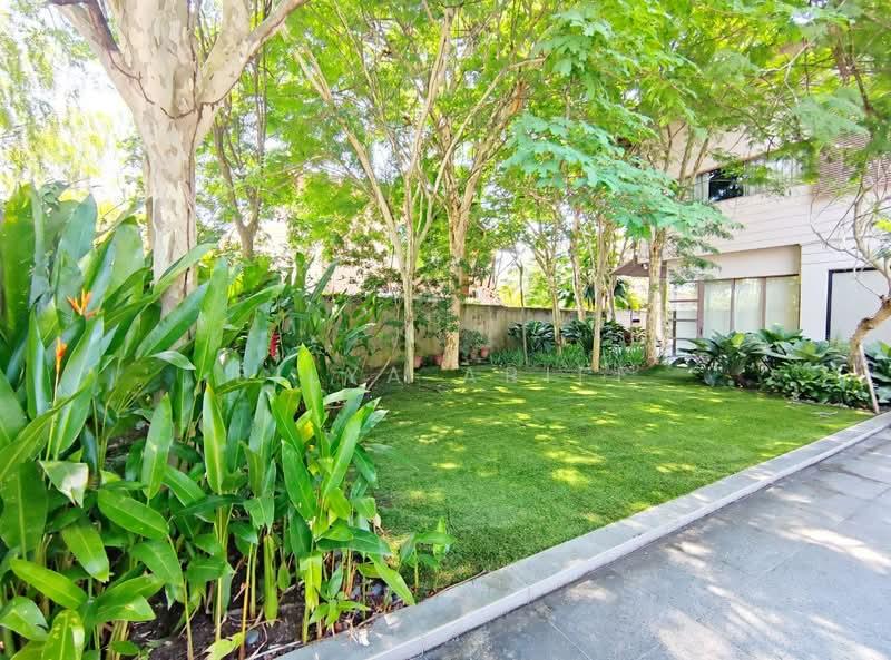 Banyan Close - 3