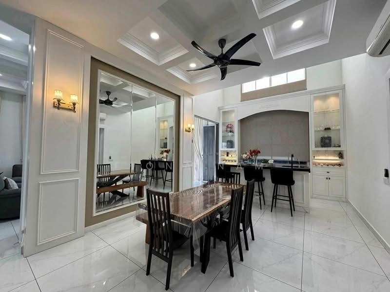 Eco Spring, Kent (Semi-D Corner) Fully Renovated - 2