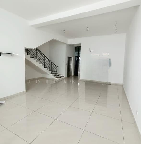3 Storey Terrace Jalan Sungai Ara - 2