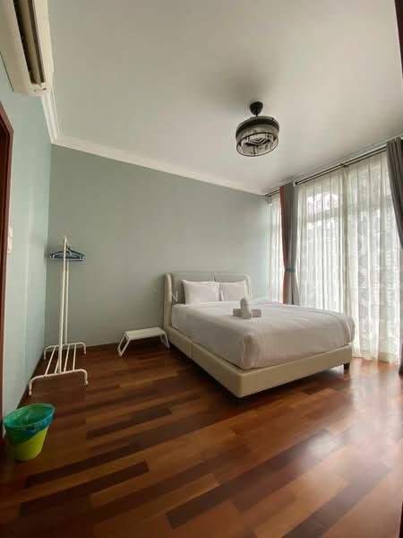 Paradiso Nuova (Merak Kayangan) - 2