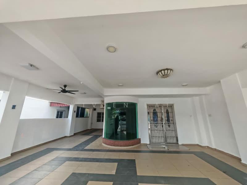 BUKIT INDAH BANDAR NUSAJAYA - 3