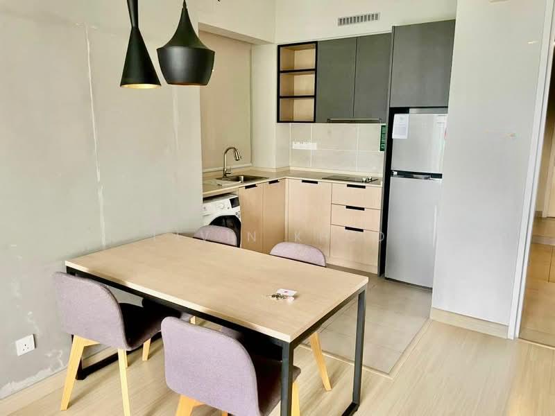 Windmill upon Hills - 1