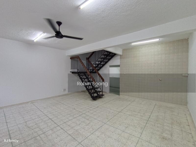 Bendahara/Bukit China - 2 Storey Terrace - 4