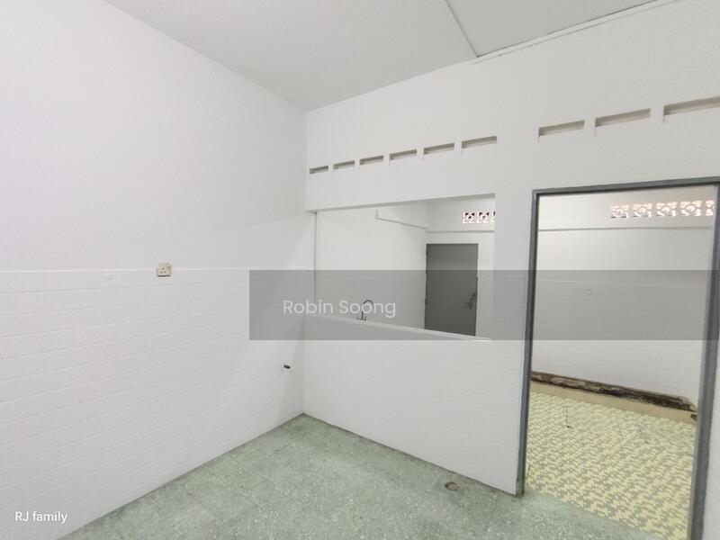 Bendahara/Bukit China - 2 Storey Terrace - 3