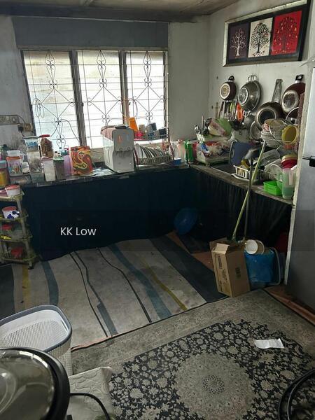 Taman Johor Jaya - 4