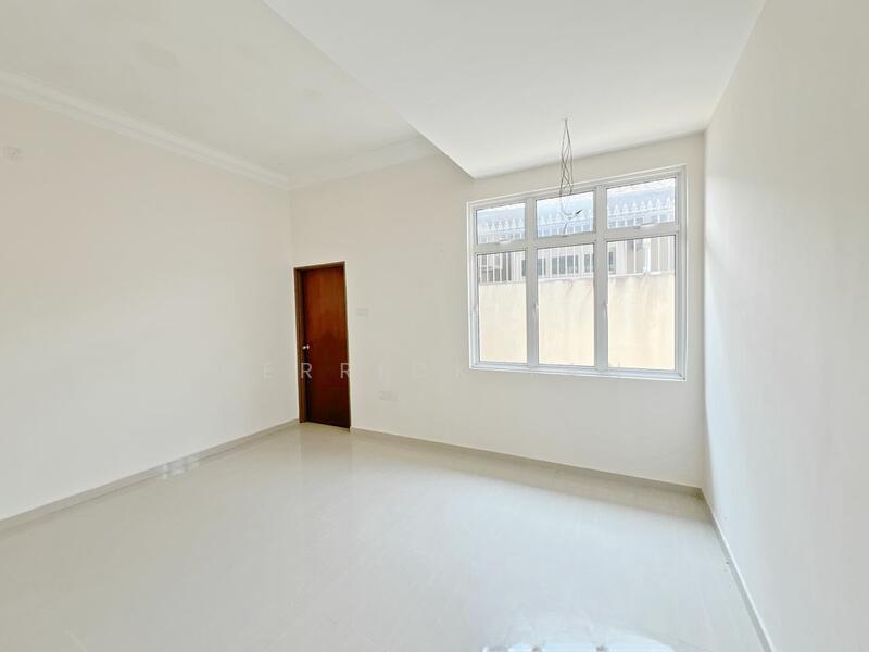 Taman Perling Taman Perling taman Perlings - 5