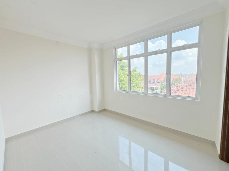 Taman Perling Taman Perling taman Perlings - 3