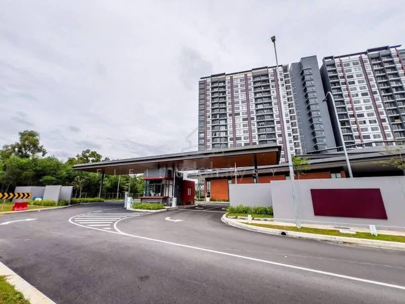 E'Island Lake Haven - 1