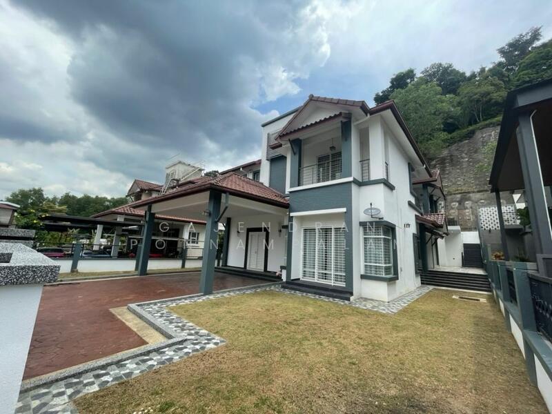 Bungalow at Bandar Puteri Puchong - 1
