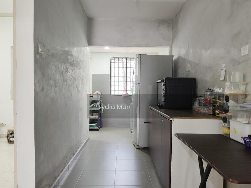 Taman Kinrara, TK 2, Puchong - 4