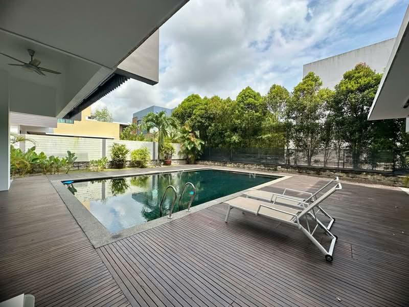 Noble Park Grand Pool Villas East Ledang - 1