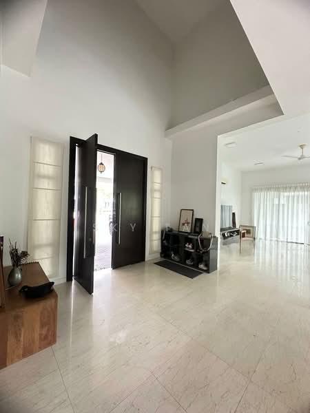 Noble Park Grand Pool Villas East Ledang - 3