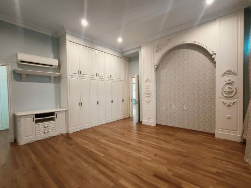 Garden Villas, Bukit Indah - 5