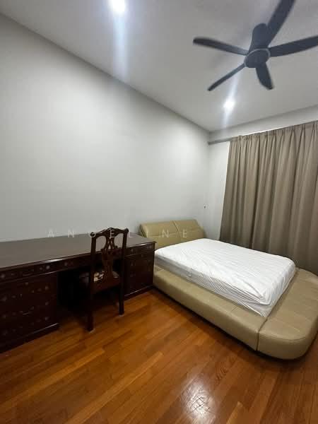8 Gurney (The Shore Condominium) - 2