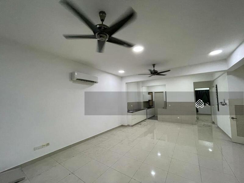 Lake Point Residence - 2