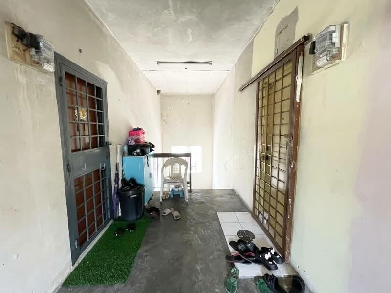Indah Condominium - 3