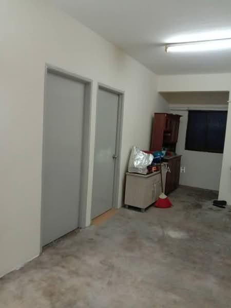 Bukit Jambul Indah Apartment - 1