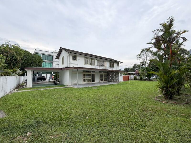 Ampang Hilir, Desa Pahlawan, Taman U Thant - 1