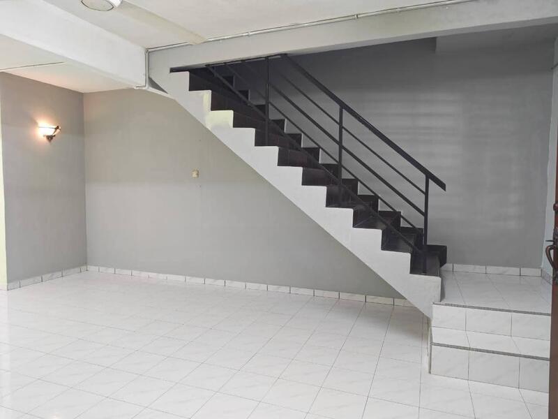 Ipoh sppk lapangan ria renovated extended double storey house for sale - 2