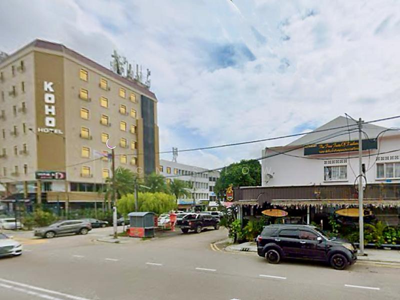 Tenanted 4-Storey Shop Downtown - 2