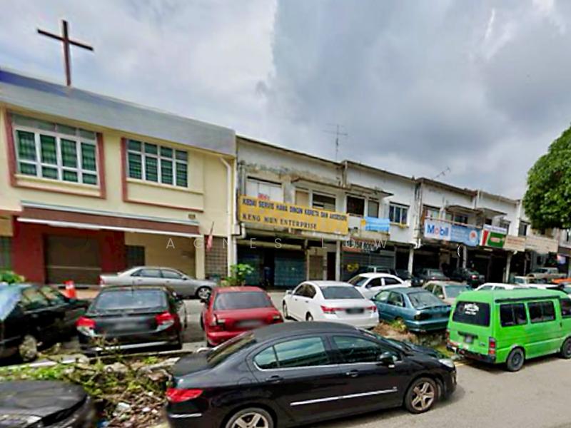 Tenanted 4-Storey Shop Downtown - 4