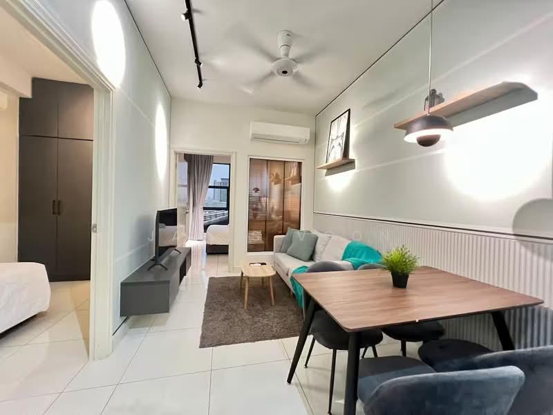 Alanis Residence - 1