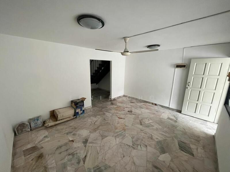 Bandar Menjalara - 2