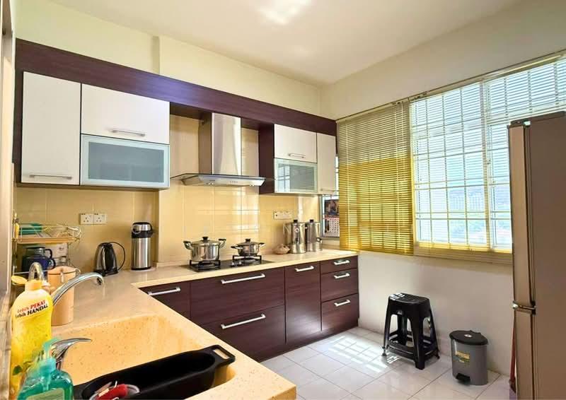 Putra Place Condominium - 4