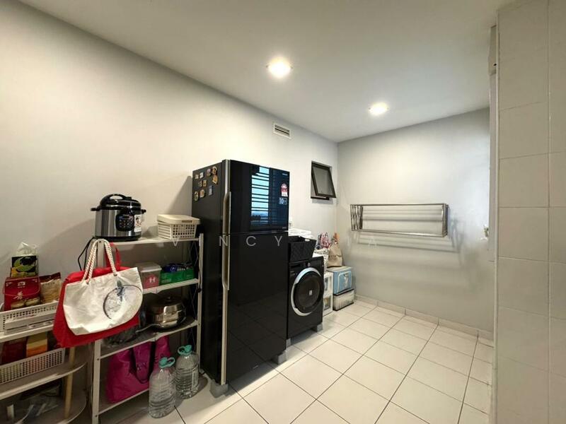 Sky Gardens Residences - 5