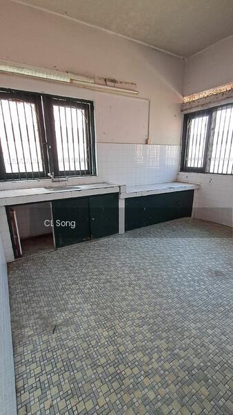 Semi-Detached House at Taman Pertama - 5