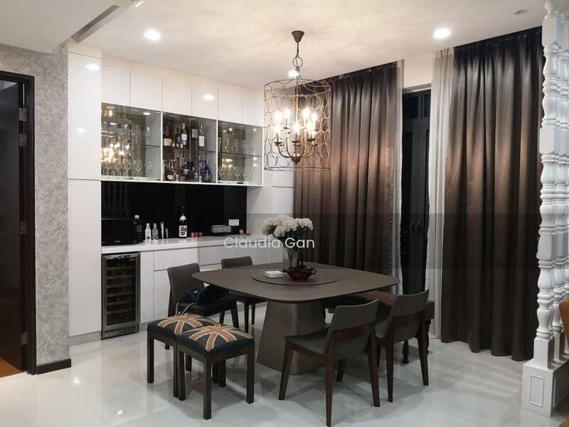 Tropicana Avenue - 2