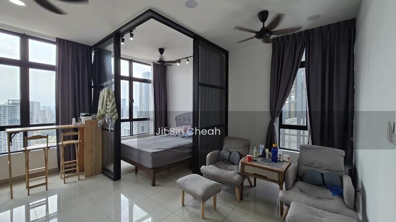 Twin Tower Residence - 1