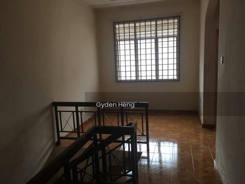 Taman Bukit Indah - 4