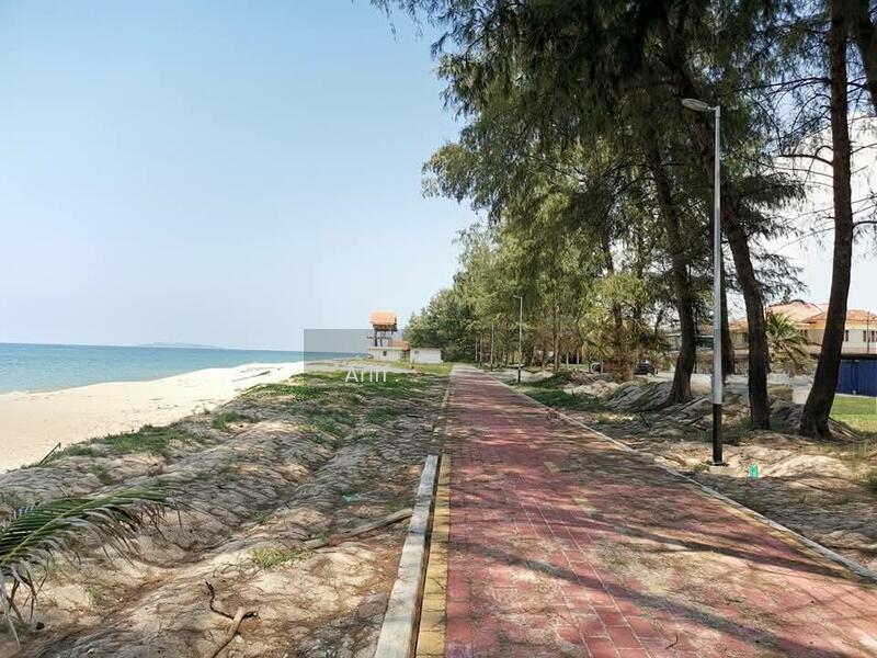 Beachfront Land 1.7 Acres, Pantai Baru Buruk,Kuala Terengganu - 1