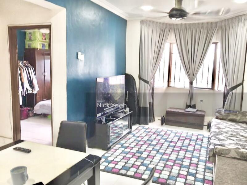 Pangsapuri Carmila - 1