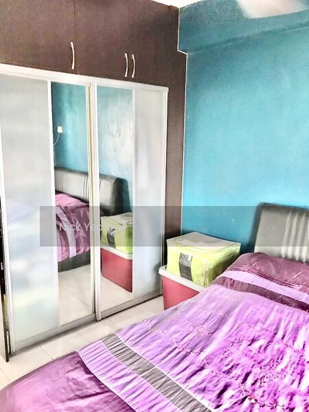 Pangsapuri Carmila - 5