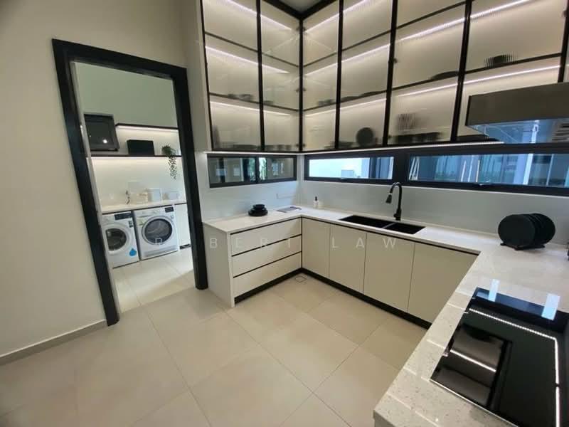 Brand New 23x75 3sty Luxury Garden Home @FREEHOLD - 5