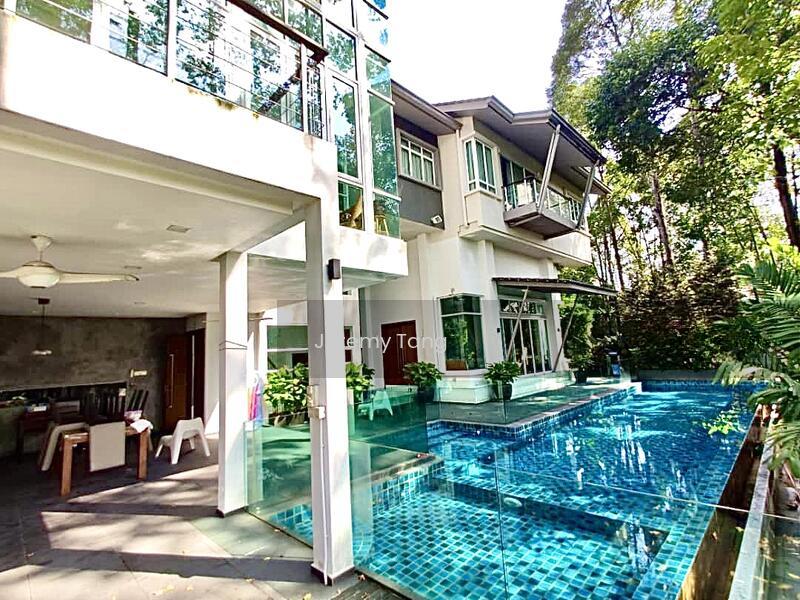 Modern 3.5 Storey Sierramas Bungalow with Salt Water Infinity Pool - 1