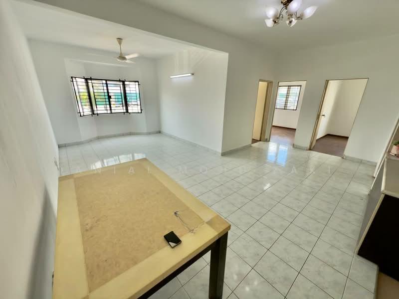 Pangsapuri Mutiara Subang - 4