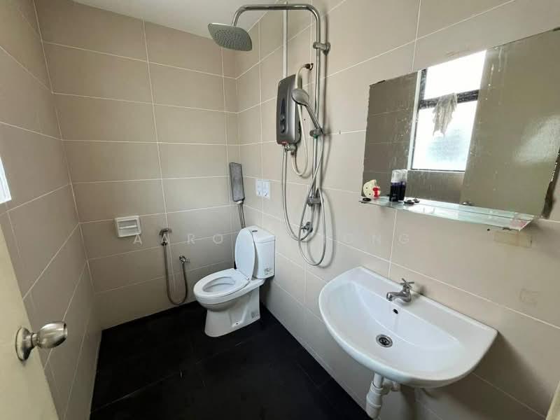 Lakeside Residences - 5