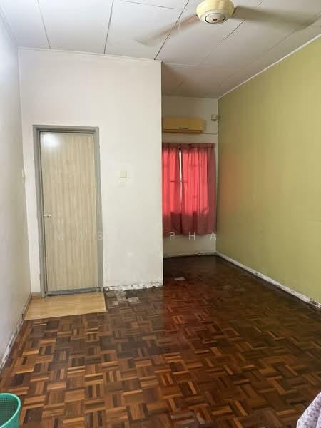 BK4 (Bandar Kinrara 4) - 3