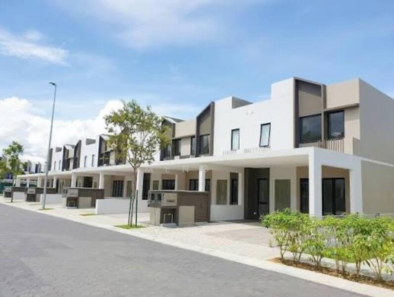 Iskandar Puteri Iskandars Puteris - 1